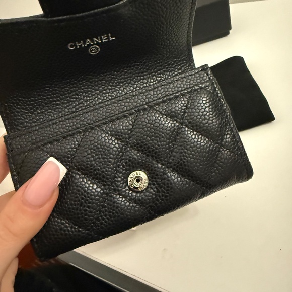Chanel Classic Caviar Quilted Flap Card Holder Wallet Black Silver CC - Picture 2 of 4